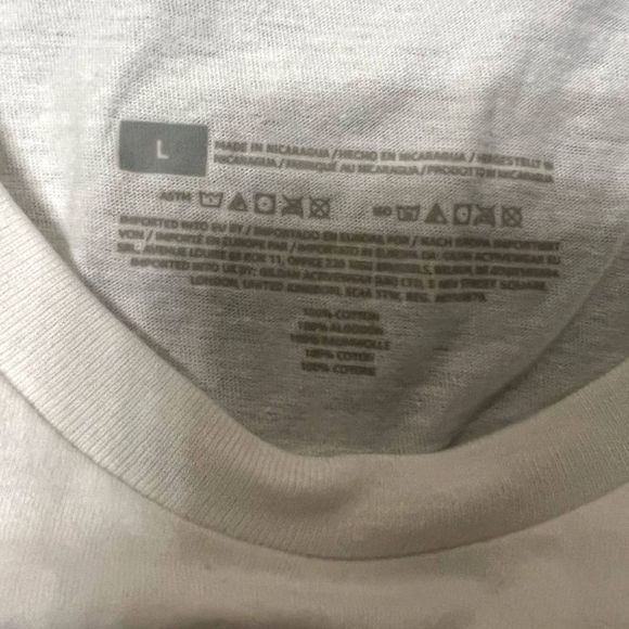 Onederland Womens Mommy In Onderland 1st Birthday Novelty T-Shirt SZ US L:NWOT - Picture 3 of 4